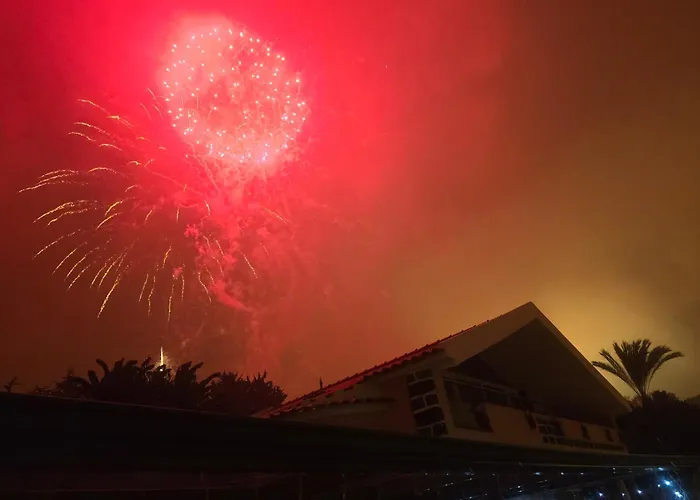 بيت ضيافة Casa Dos Amigos Panoramic View فونشال