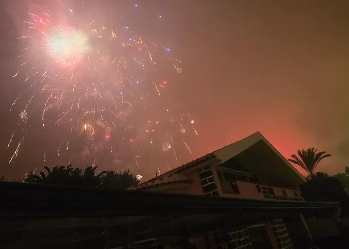Casa Dos Amigos Panoramic View Funchal (Madeira)